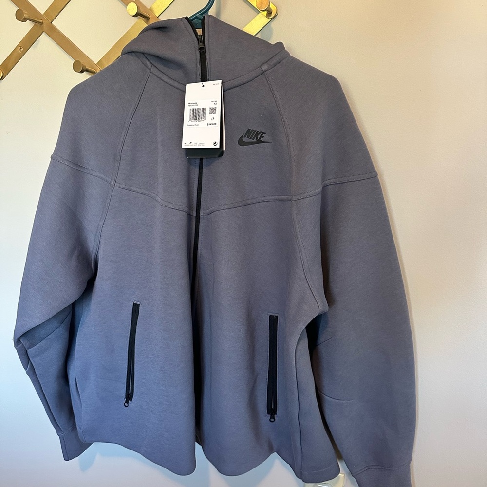 Nike tech New w/tags